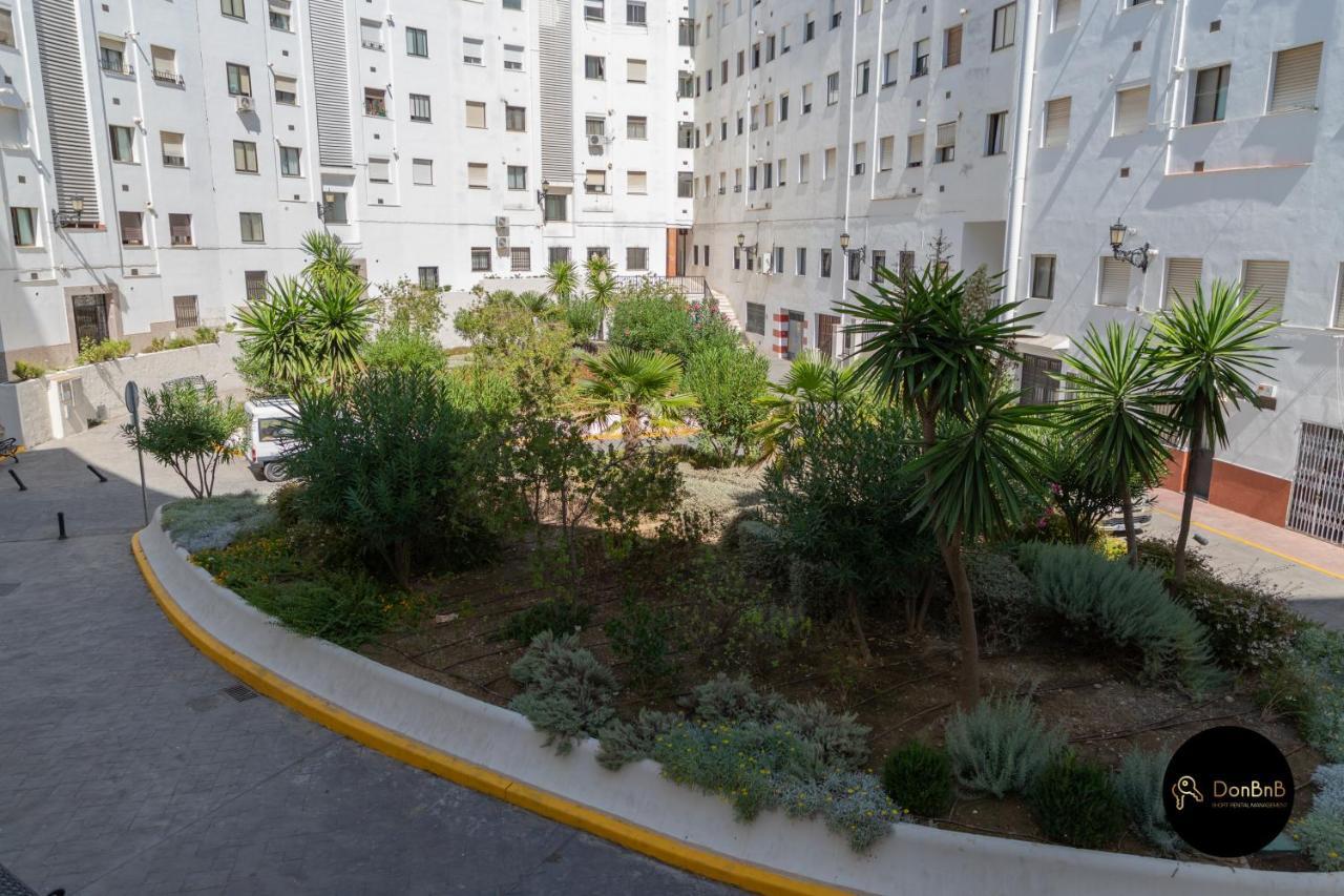 Apartment La Peineta Ronda Buitenkant foto